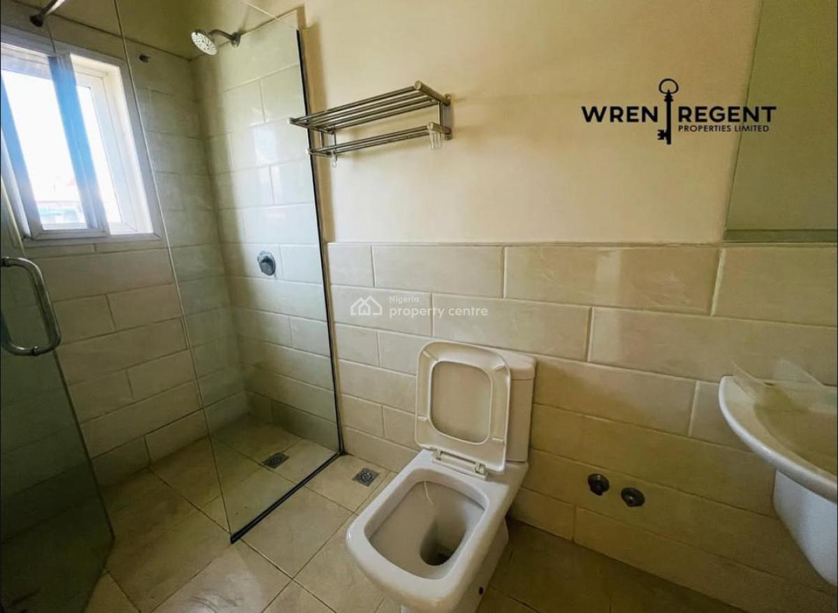 1 Bedroom Apartment, Right, Lekki Phase 1, Lekki, Lagos, Mini Flat (room and Parlour) for Rent
