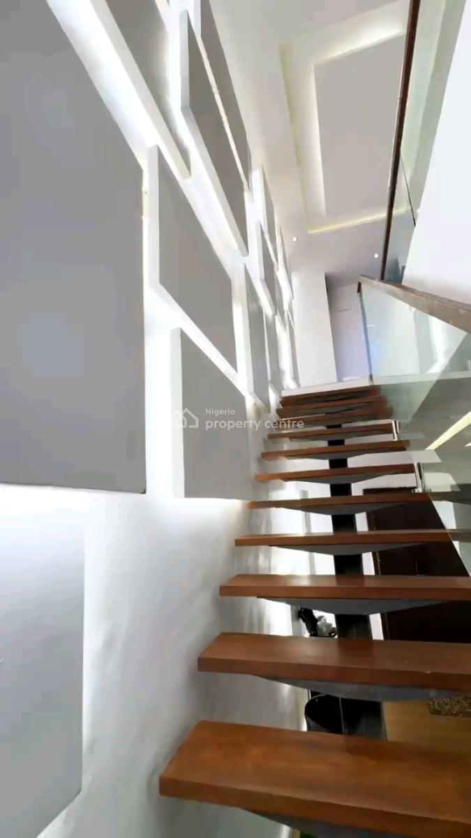 a Marvelously Built,  Luxurious 3bdr Massionette  +  Bq  in a  Serene, Lekki Phase 1, Lekki, Lagos, House for Sale