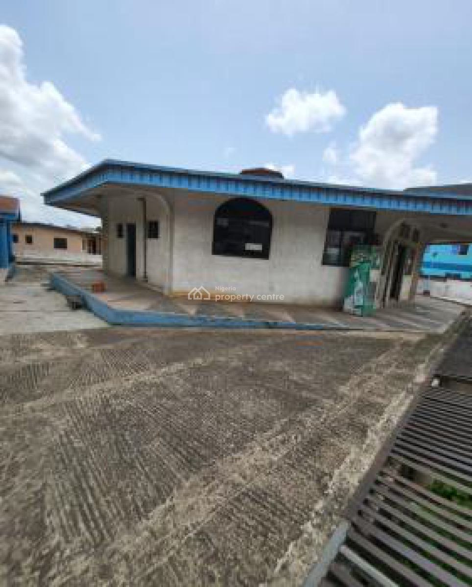 Functioning Filling Station, Ayefele Radio Station Axis, Challenge, Ibadan North, Oyo, Filling Station for Sale