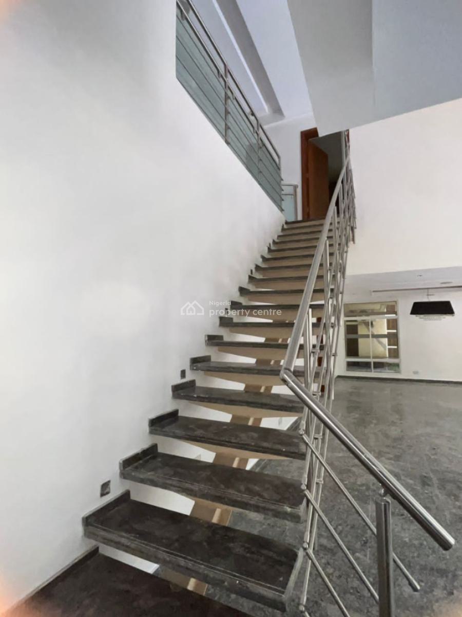 Well Maintained Luxury 4 Bedroom Maisonette, Ikoyi Banana Island Road, Ikoyi, Lagos, Flat / Apartment for Rent