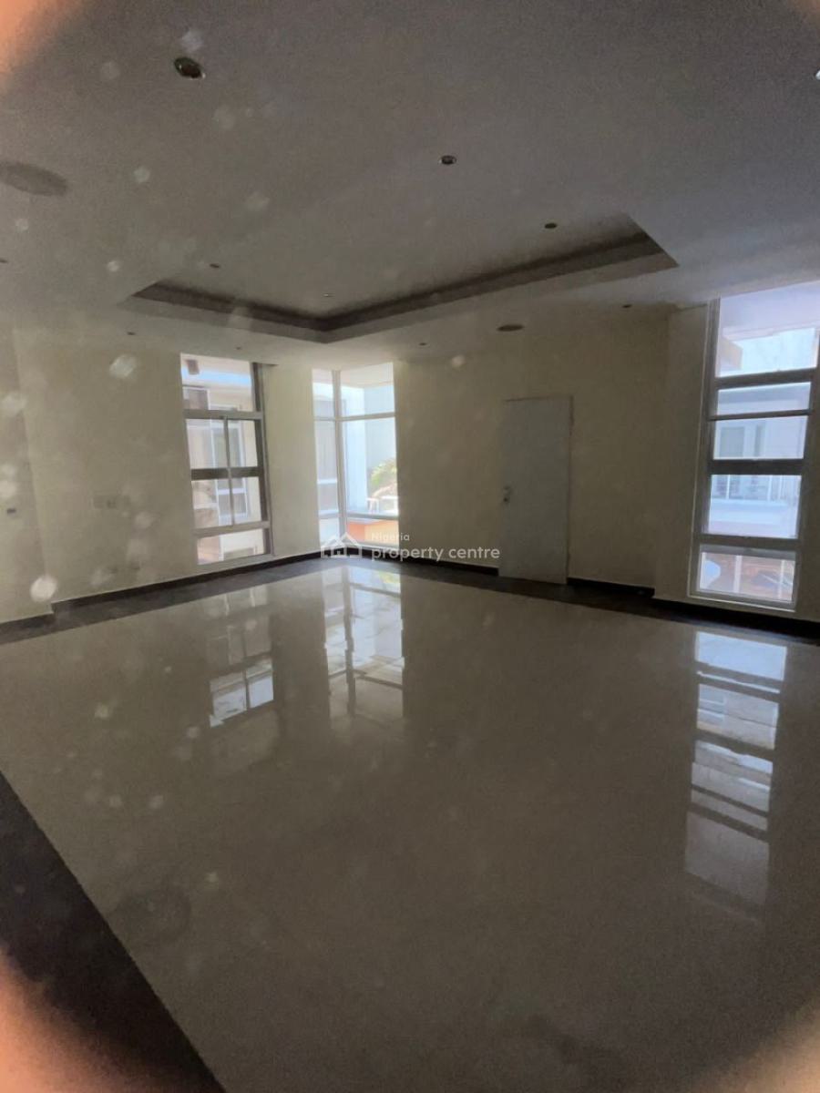 Well Maintained Luxury 4 Bedroom Maisonette, Ikoyi Banana Island Road, Ikoyi, Lagos, Flat / Apartment for Rent