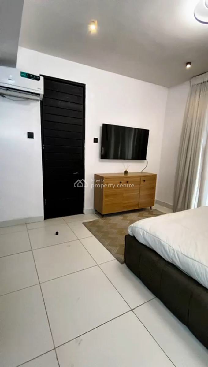 an Aesthetically Finished One (1) Bedroom Apartment + Wifi, Yaba, Alagomeji, Yaba, Lagos, Mini Flat (room and Parlour) Short Let