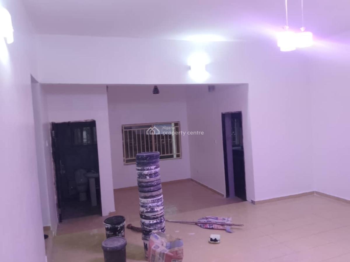 Excellent Spacious 3 Bedroom Apartment, 1st Avenue, Gwarinpa, Abuja, Flat / Apartment for Rent