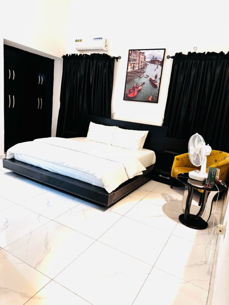 a Furnished 1 Bedroom Flat in Lekki Phase 1, Lekki Phase 1 Proper, Lekki Phase 1, Lekki, Lagos, Mini Flat (room and Parlour) for Rent