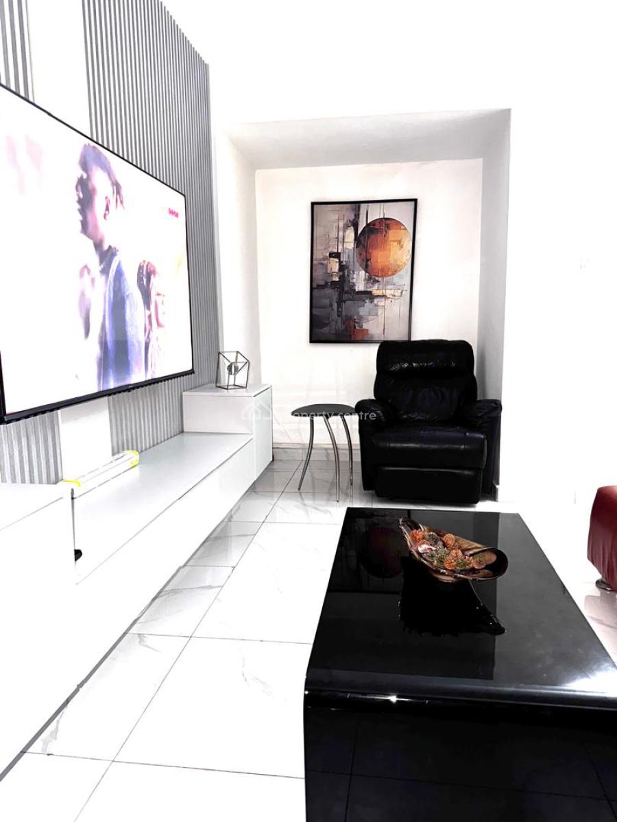 a Furnished 1 Bedroom Flat in Lekki Phase 1, Lekki Phase 1 Proper, Lekki Phase 1, Lekki, Lagos, Mini Flat (room and Parlour) for Rent