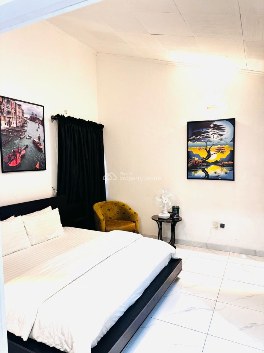 a Furnished 1 Bedroom Flat in Lekki Phase 1, Lekki Phase 1 Proper, Lekki Phase 1, Lekki, Lagos, Mini Flat (room and Parlour) for Rent