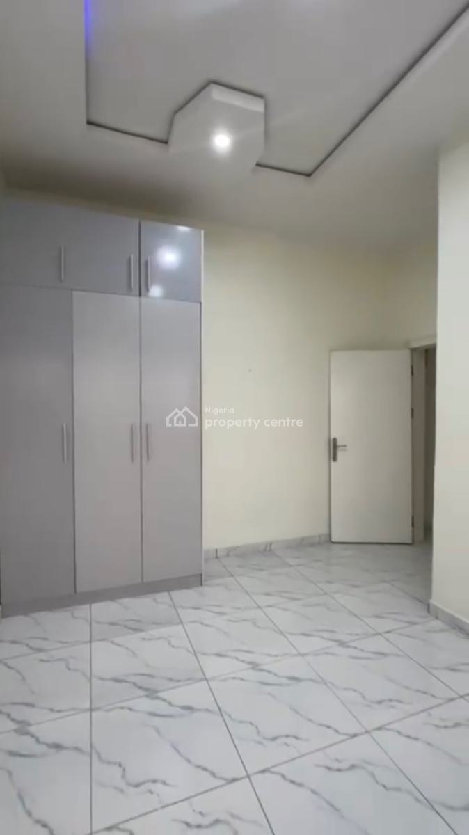 Spacious Room in Detached Duplex, Secure Estate, Behold Mini Court, Orchid Road, Lekki Phase 2, Lekki, Lagos, Self Contain (single Rooms) for Rent