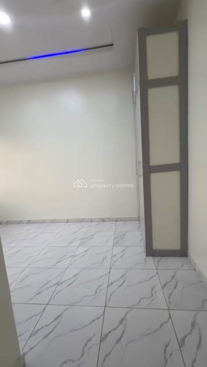 Spacious Room in Detached Duplex, Secure Estate, Behold Mini Court, Orchid Road, Lekki Phase 2, Lekki, Lagos, Self Contain (single Rooms) for Rent