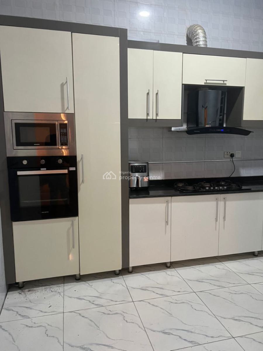 Spacious Room in Detached Duplex, Secure Estate, Behold Mini Court, Orchid Road, Lekki Phase 2, Lekki, Lagos, Self Contain (single Rooms) for Rent