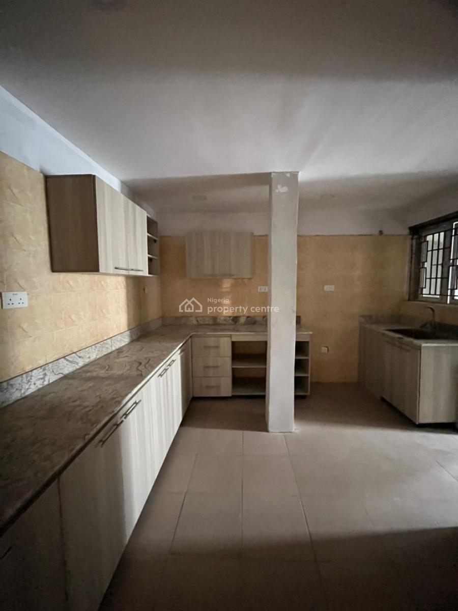2 Bedroom Apartment, Ologolo, Lekki, Lagos, Flat / Apartment for Sale