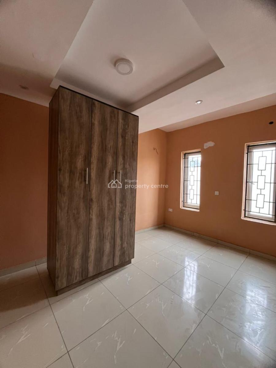 2 Bedroom Apartment, Ologolo, Lekki, Lagos, Flat / Apartment for Sale