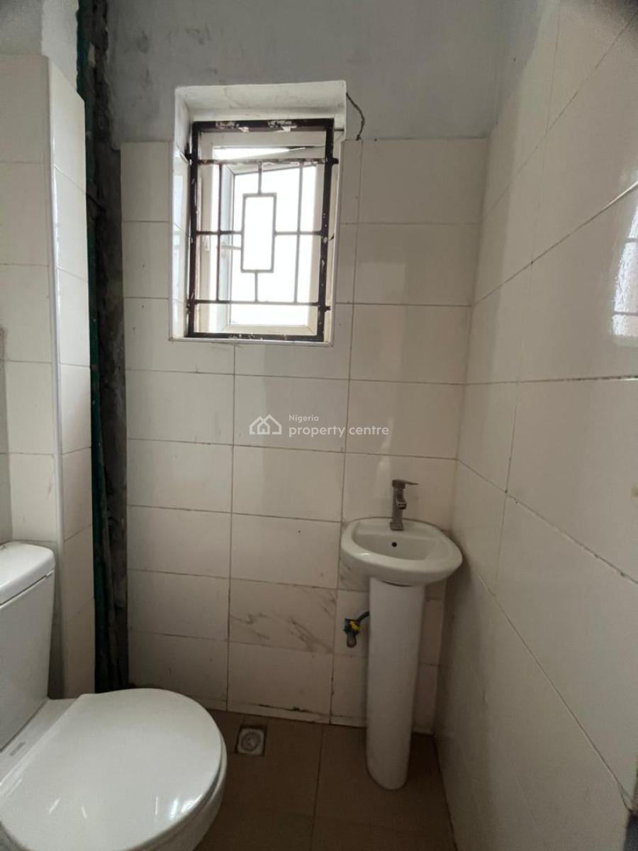 2 Bedroom Apartment, Ologolo, Lekki, Lagos, Flat / Apartment for Sale
