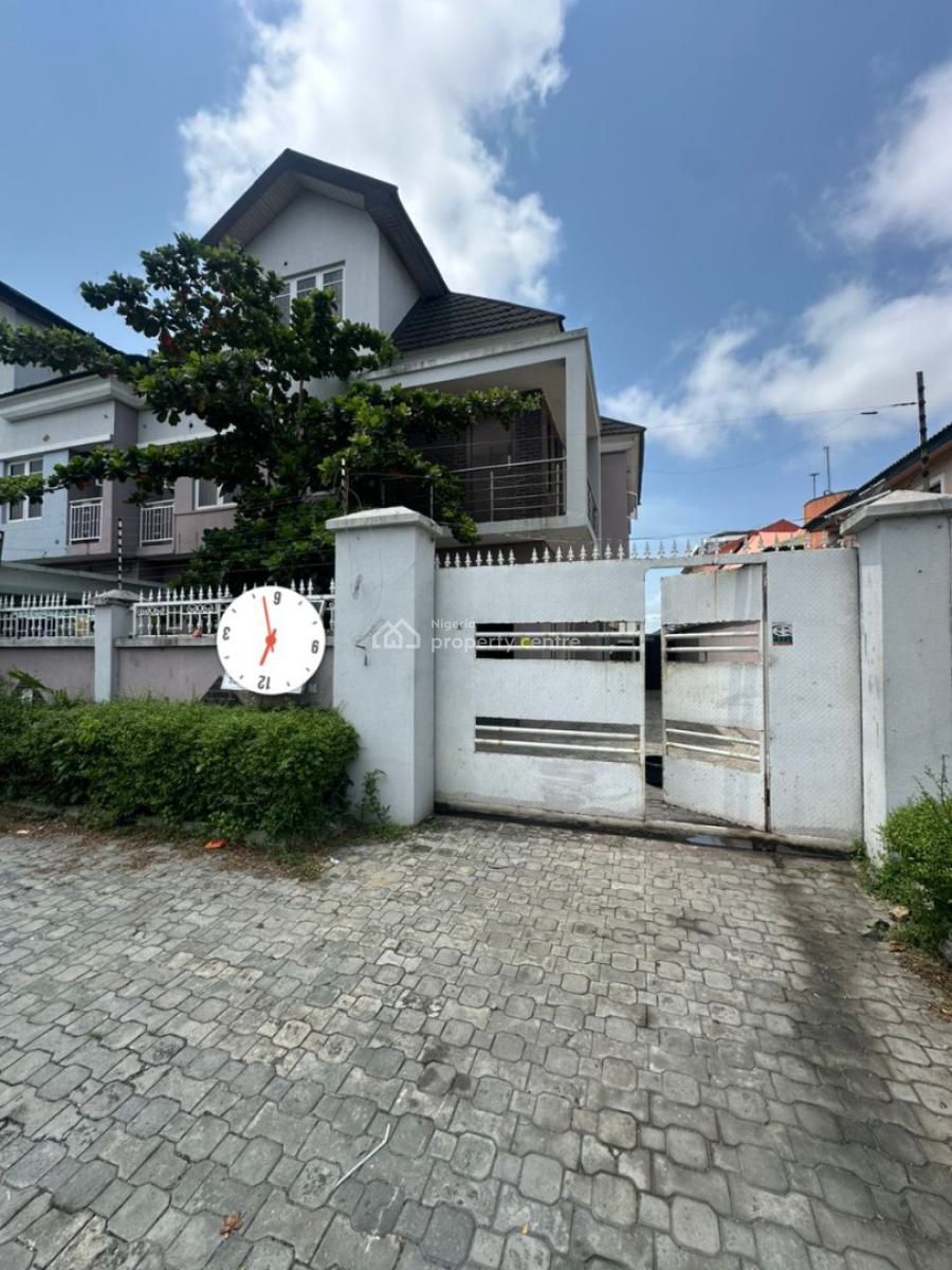 Five Bedroom Semi Detached House with One Room Boys Quarter, Lekki Phase 1 Lekki Lagos, Lekki Phase 1, Lekki, Lagos, Semi-detached Duplex for Rent