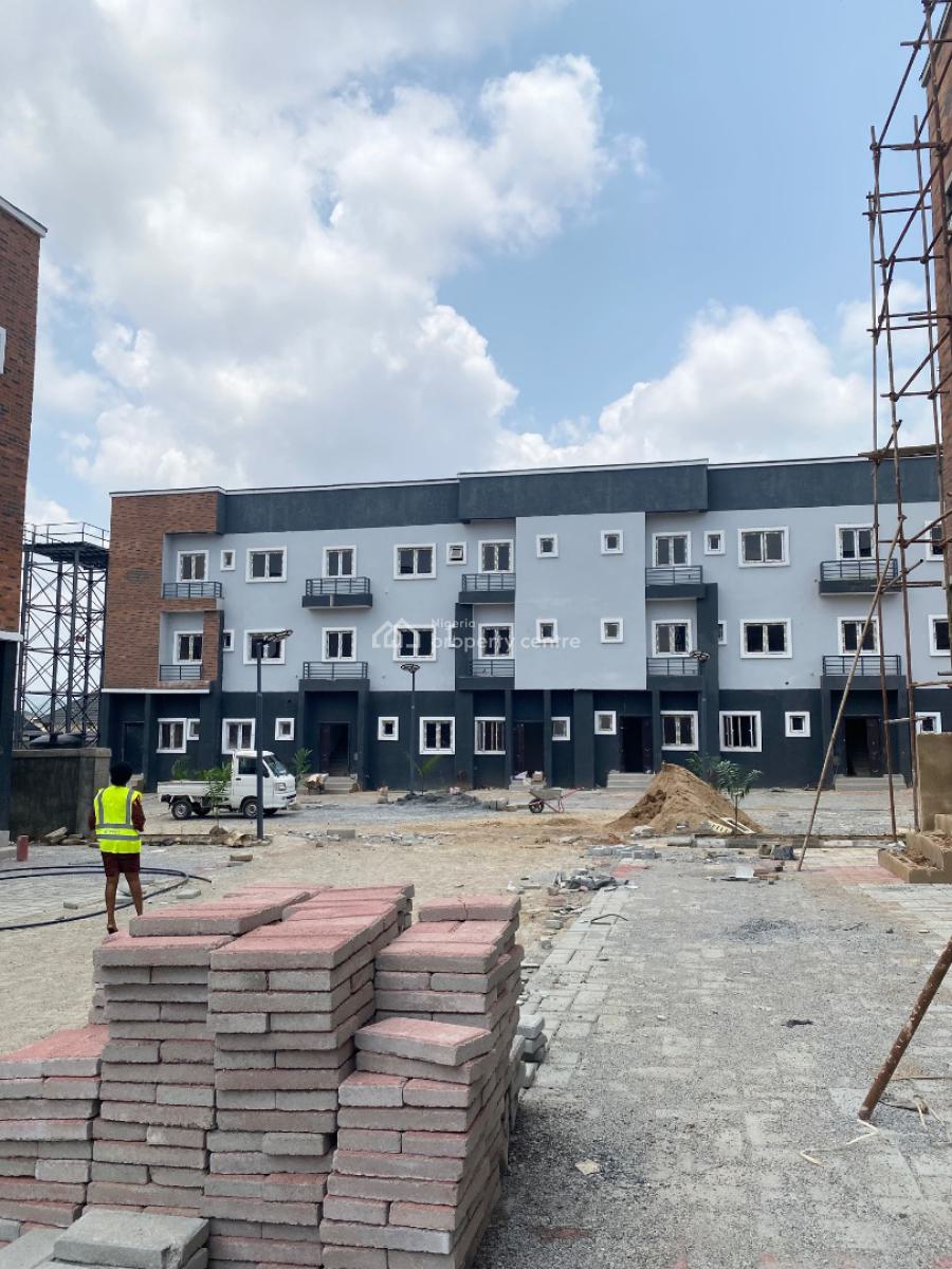 Standard 3&2 Bedroom Apartment, Kubwa, Abuja, Flat / Apartment for Sale