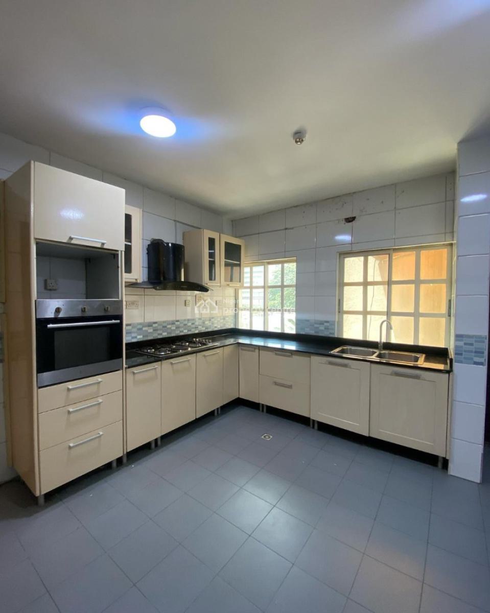 Well Maintained Spacious 4 Bedroom Penthouse Duplex, Old Ikoyi, Ikoyi, Lagos, Flat / Apartment for Rent