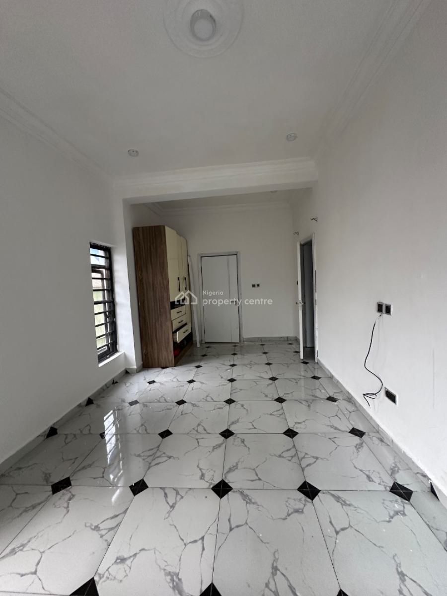Nicely Built 2 Bedroom Apartment, Orchid, Lekki, Lagos, Flat / Apartment for Rent