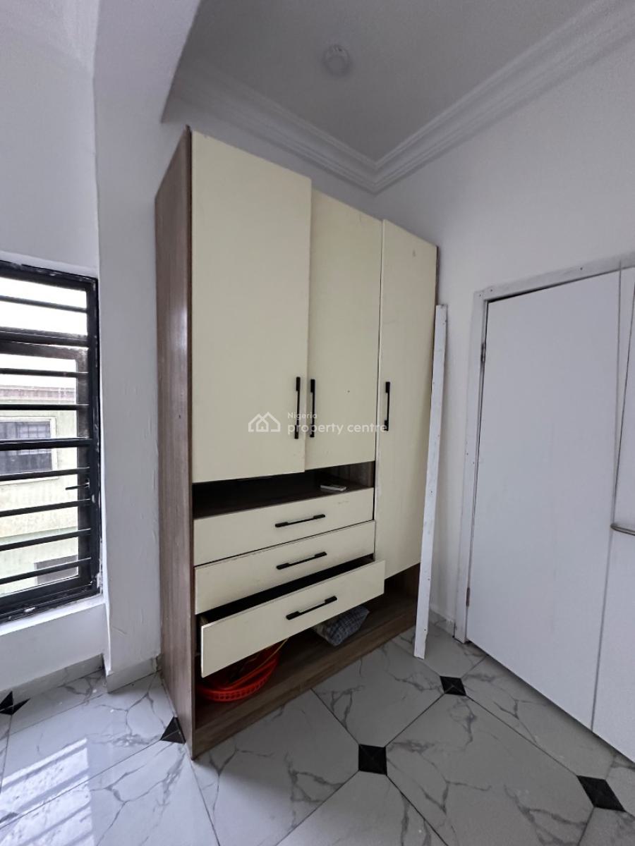 Nicely Built 2 Bedroom Apartment, Orchid, Lekki, Lagos, Flat / Apartment for Rent
