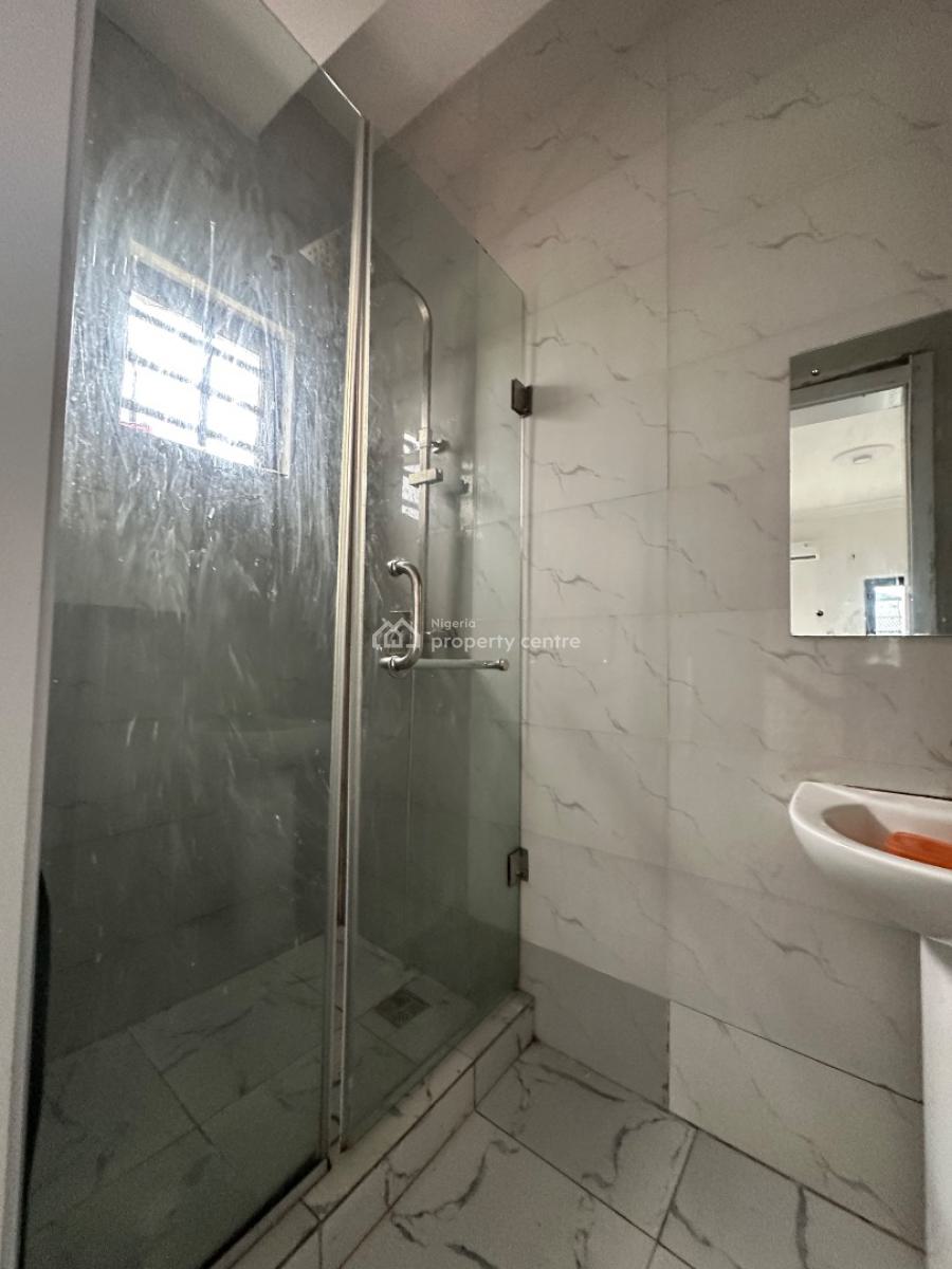 Nicely Built 2 Bedroom Apartment, Orchid, Lekki, Lagos, Flat / Apartment for Rent