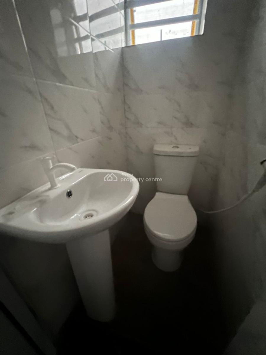 Spacious Brand New 2 Bedroom Apartment, Silverland Estate Sangotedo, Sangotedo, Ajah, Lagos, Flat / Apartment for Rent