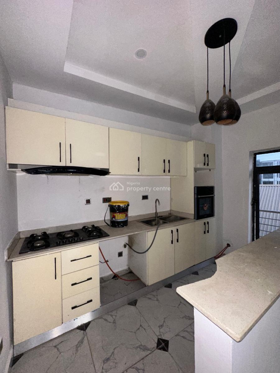 2 Bedroom Apartment, Orchid Road, Lekki, Lagos, Flat / Apartment for Rent