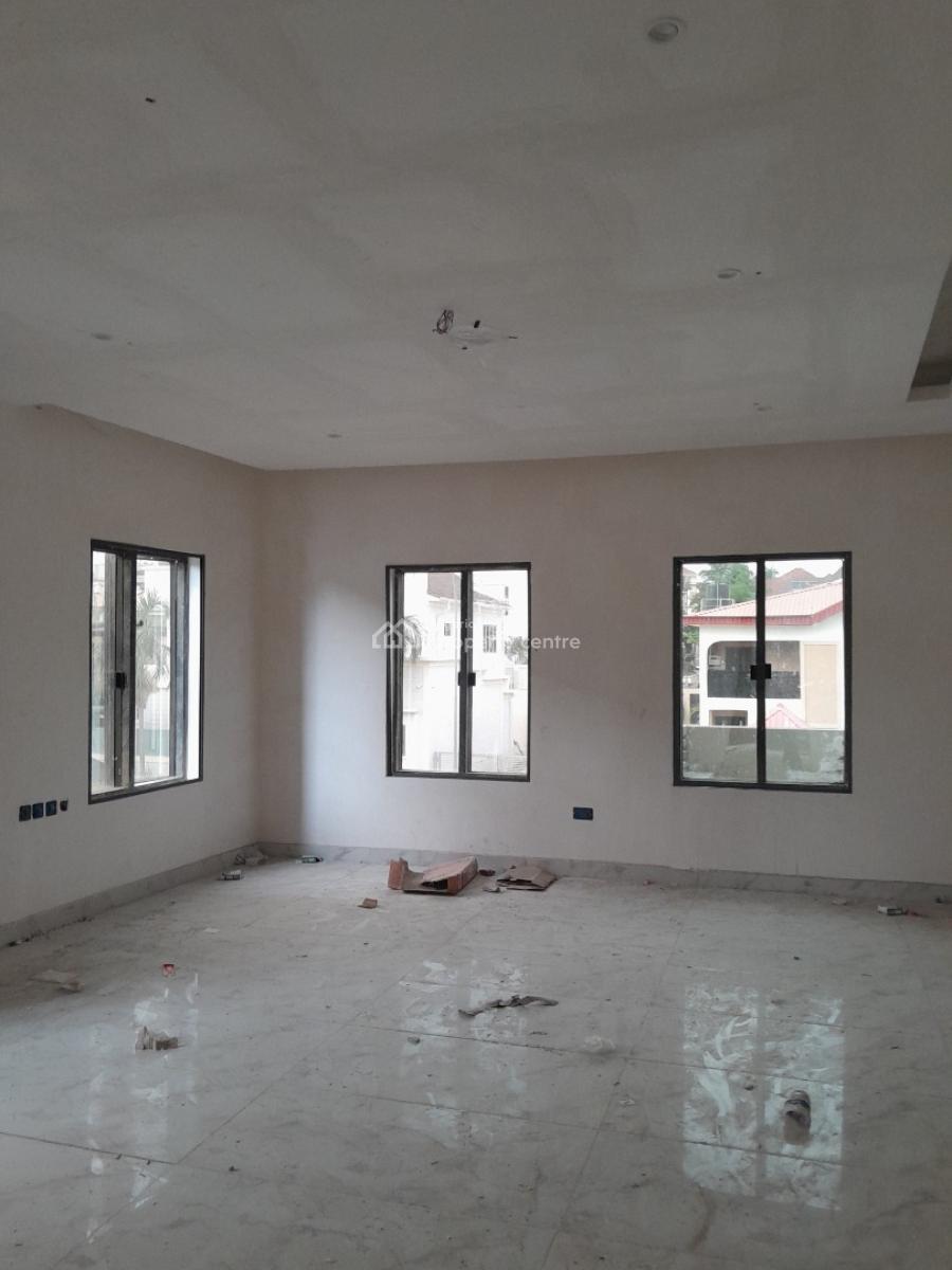 7 Bedrooms Semi-detached Duplex with Boys Quarter, Wuse 2, Abuja, Semi-detached Duplex for Sale