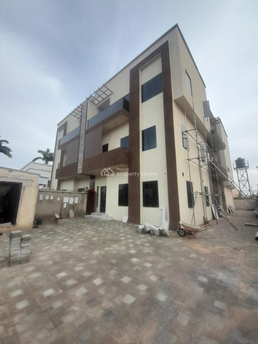 7 Bedrooms Semi-detached Duplex with Boys Quarter, Wuse 2, Abuja, Semi-detached Duplex for Sale