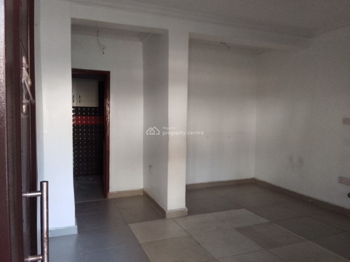 Tastefully Finished 2 Bedroom Flat, Adekunle, Yaba, Lagos, Flat / Apartment for Rent