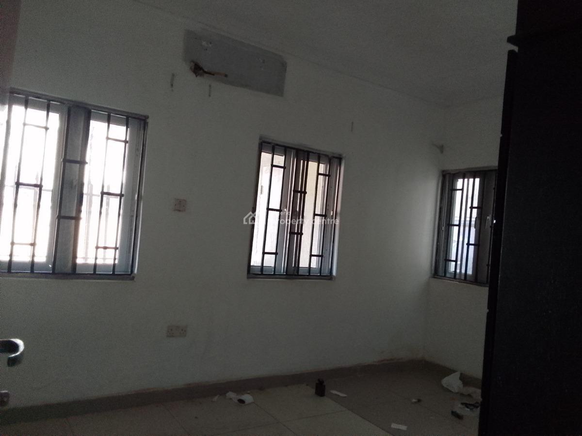 Tastefully Finished 2 Bedroom Flat, Adekunle, Yaba, Lagos, Flat / Apartment for Rent