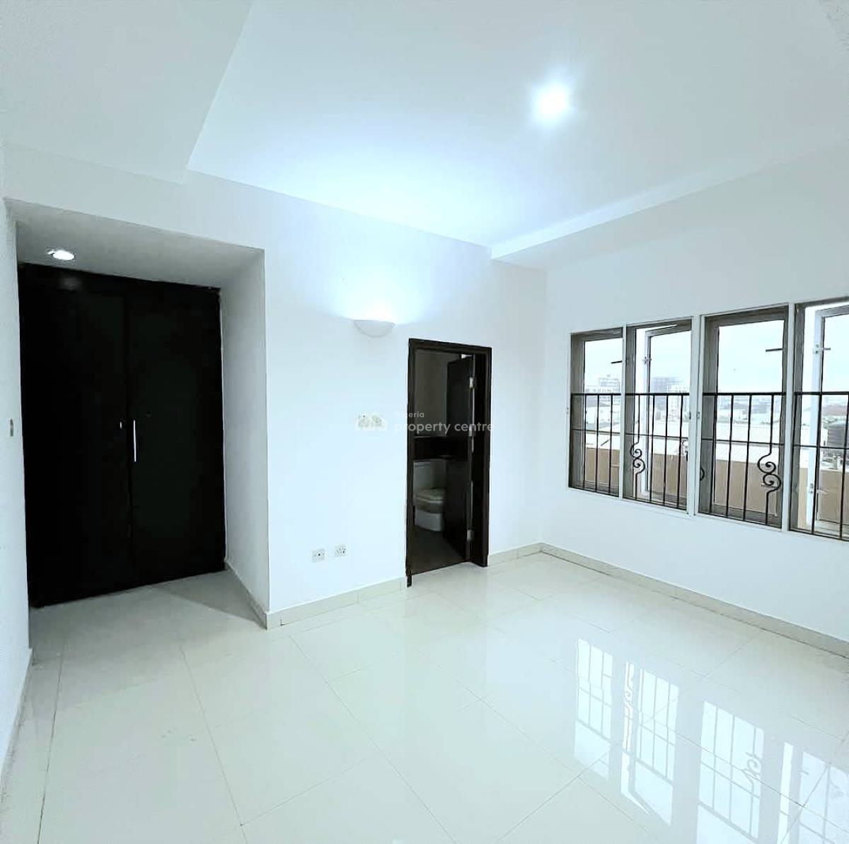 Brand New 3-bedroom Apartment, Lekki Phase 1, Lekki, Lagos, Flat / Apartment for Rent