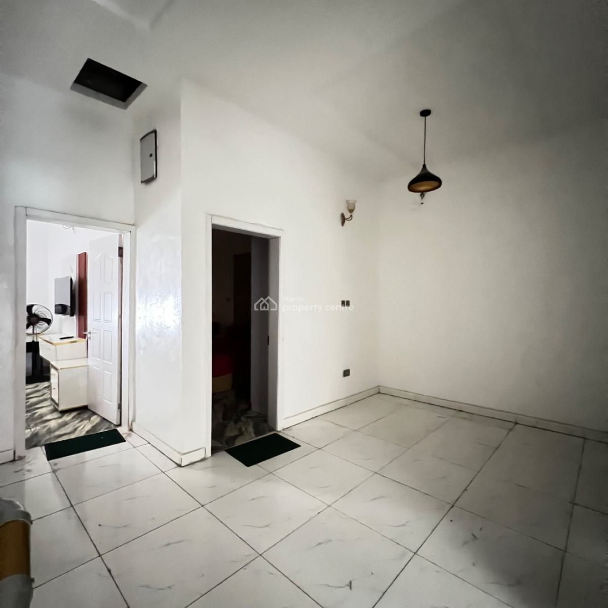 4 Bed  130/140/160 Million, Ikota, Lekki, Lagos, House for Sale