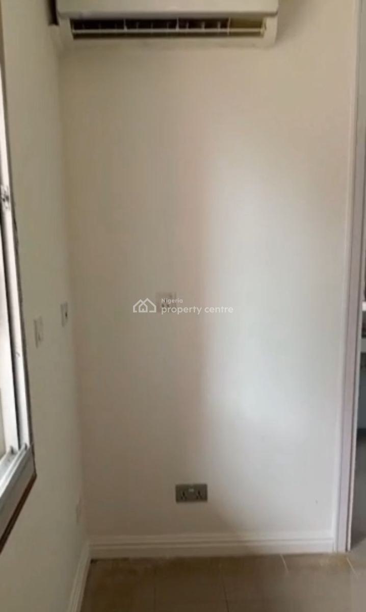 Well Maintained 3 Bedroom Apartment, on Lawrence Street Off Alexandra Road, Old Ikoyi, Ikoyi, Lagos, Terraced Duplex for Rent