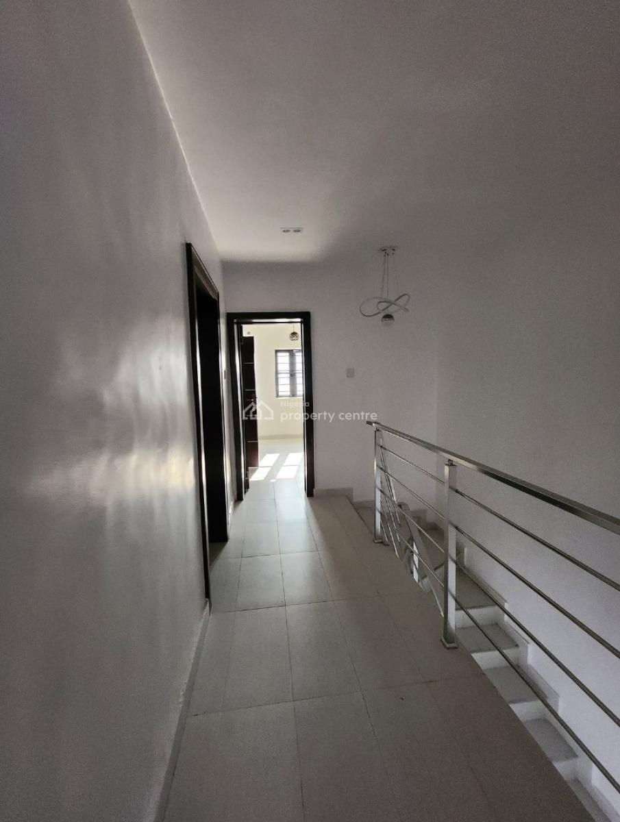 Luxury 3 Bedroom Duplex with Bq, Osapa, Lekki, Lagos, Semi-detached Duplex for Rent