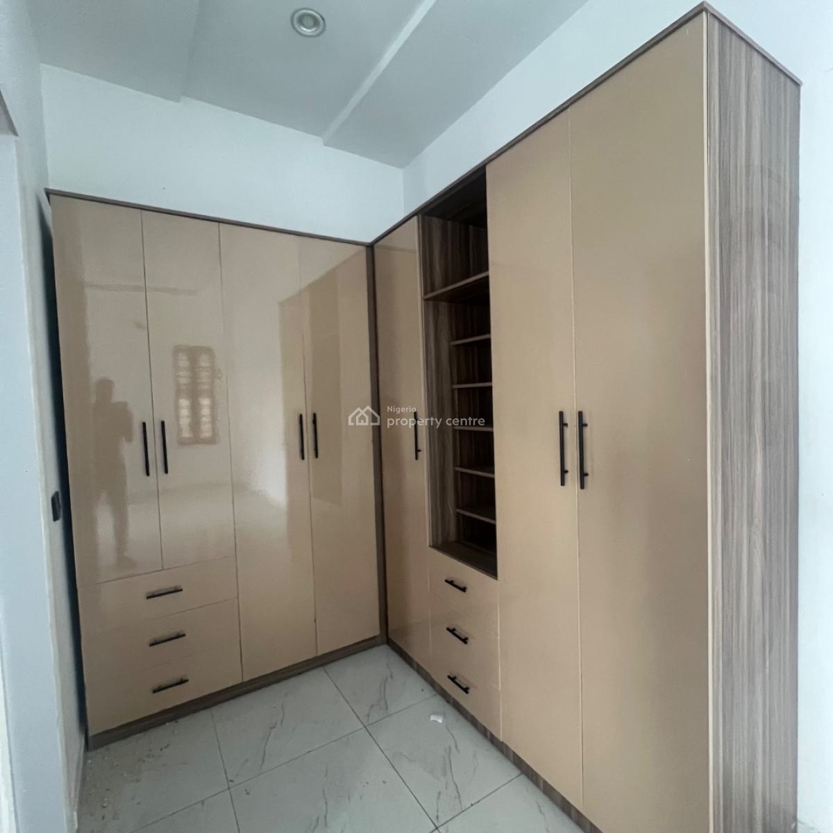 4 Bed&bq  180 Million, Ikota, Lekki, Lagos, Detached Duplex for Sale
