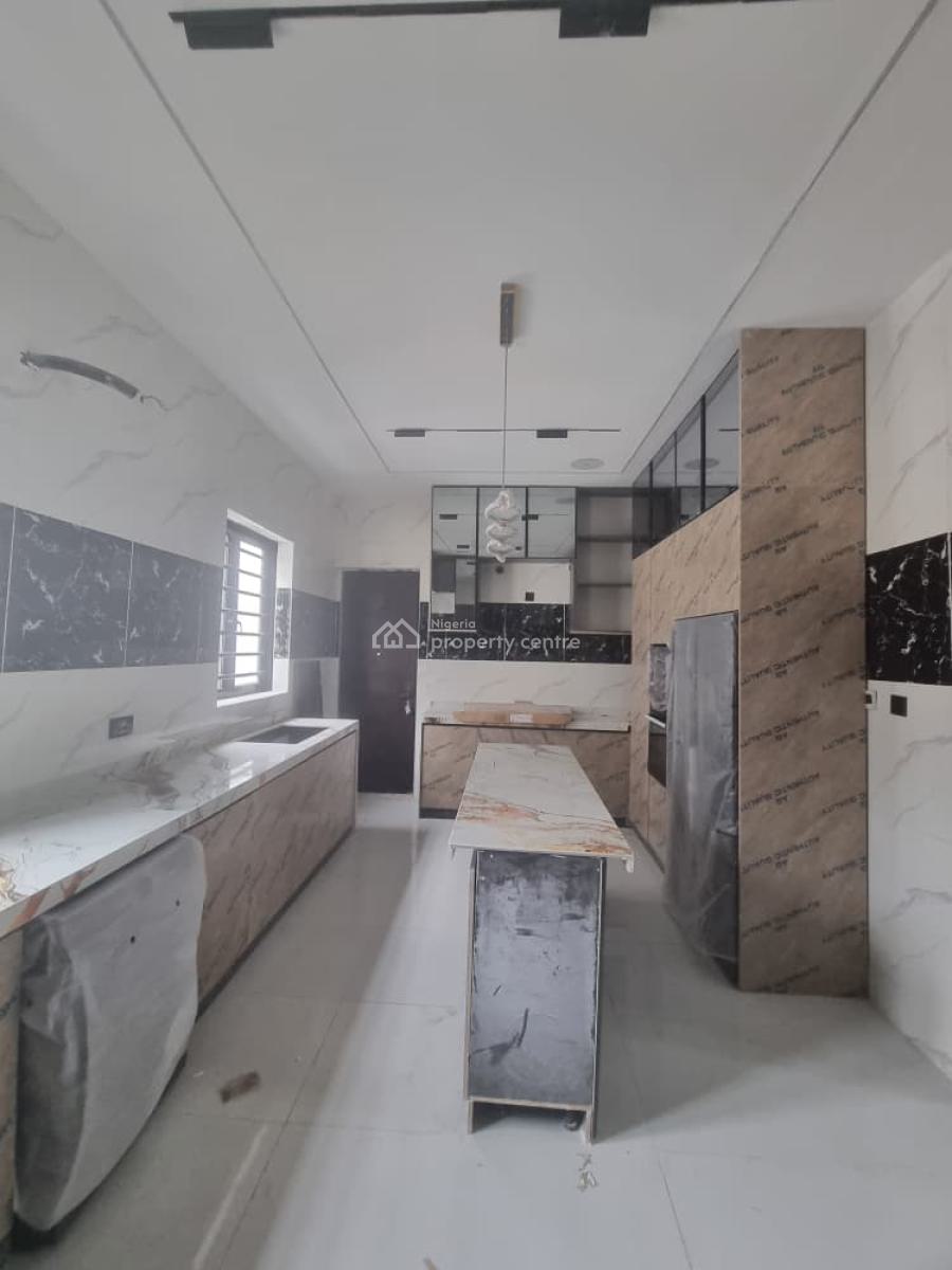 5 Bedrooms Fully  Detached House with Bq, Chevron, Lekki, Lagos, Detached Duplex for Sale