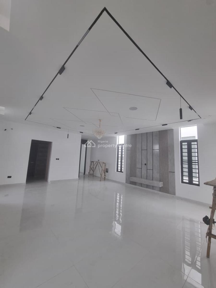5 Bedrooms Fully  Detached House with Bq, Chevron, Lekki, Lagos, Detached Duplex for Sale
