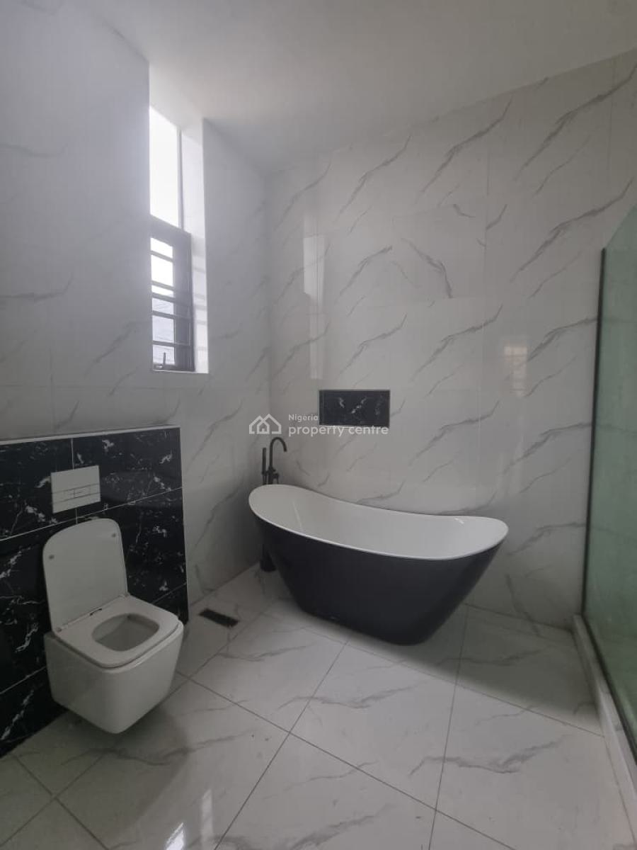 5 Bedrooms Fully  Detached House with Bq, Chevron, Lekki, Lagos, Detached Duplex for Sale