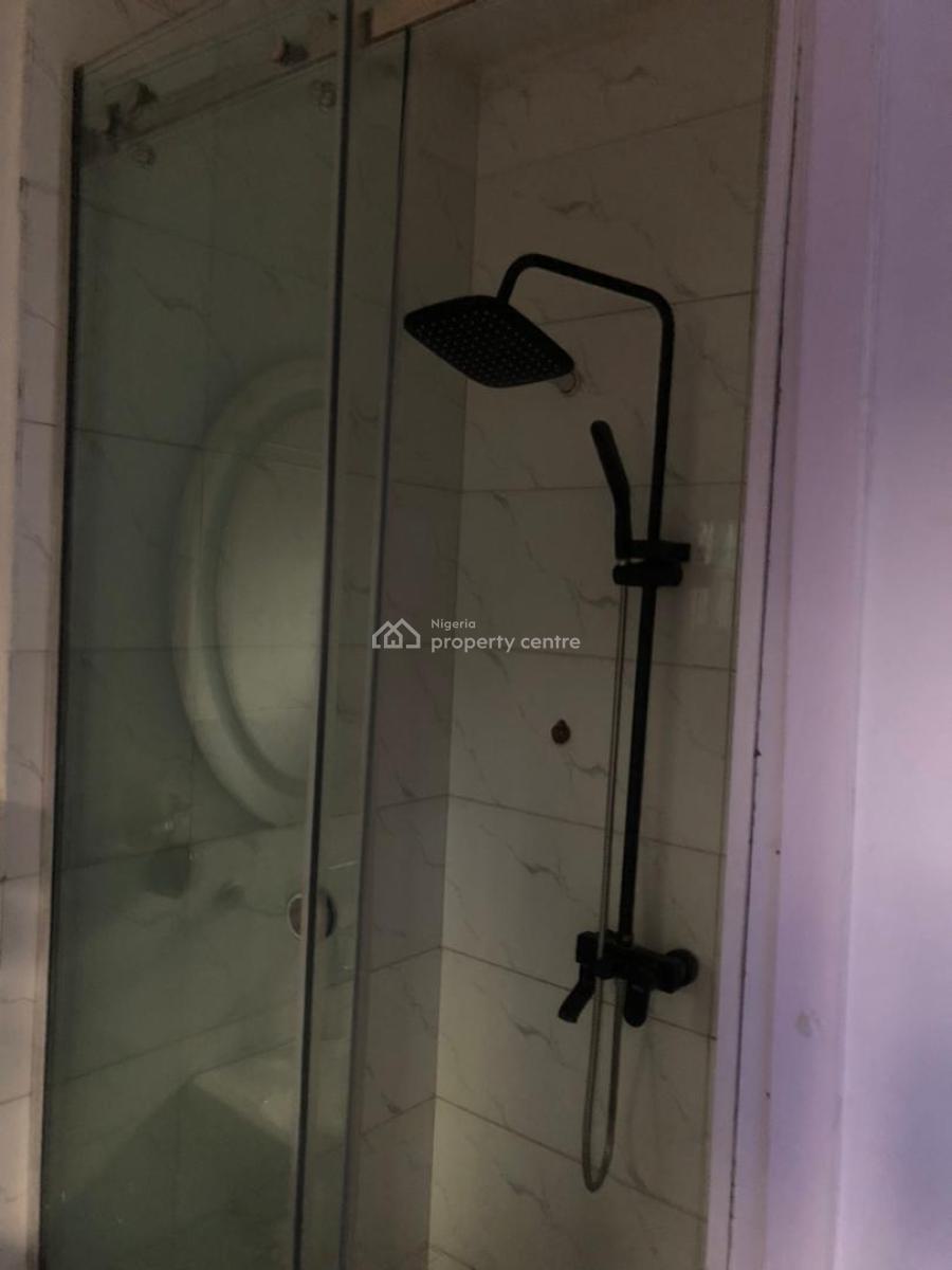 3 Bedroom Flat, Gra Phase 2, Magodo, Lagos, Flat / Apartment for Rent