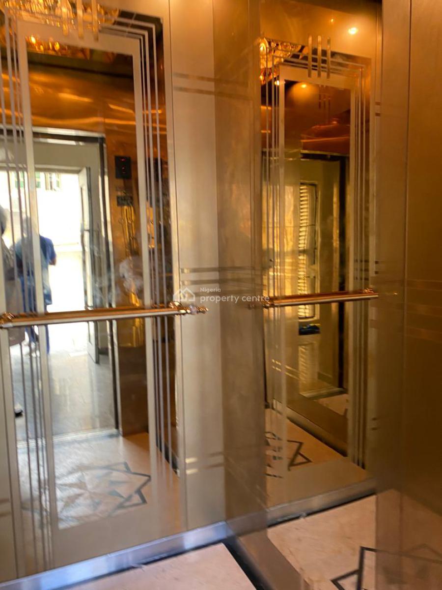 Luxurious and Spacious 3 Bedroom Penthouse, Lekki Phase 1, Lekki, Lagos, Flat / Apartment for Rent