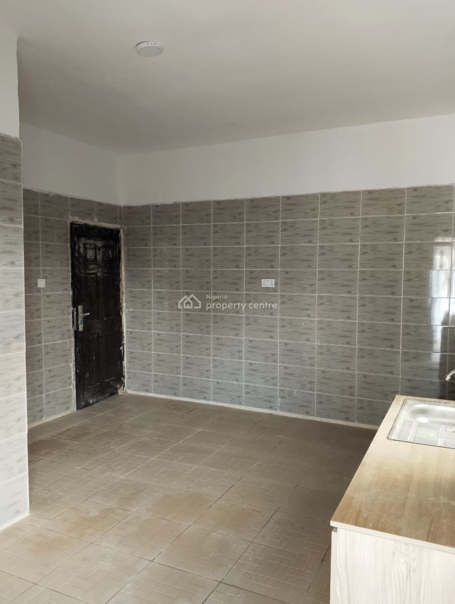 Spacious 3 Bedrooms Flat with Bq, Olusola Osas Close, Katampe, Abuja, Flat / Apartment for Rent