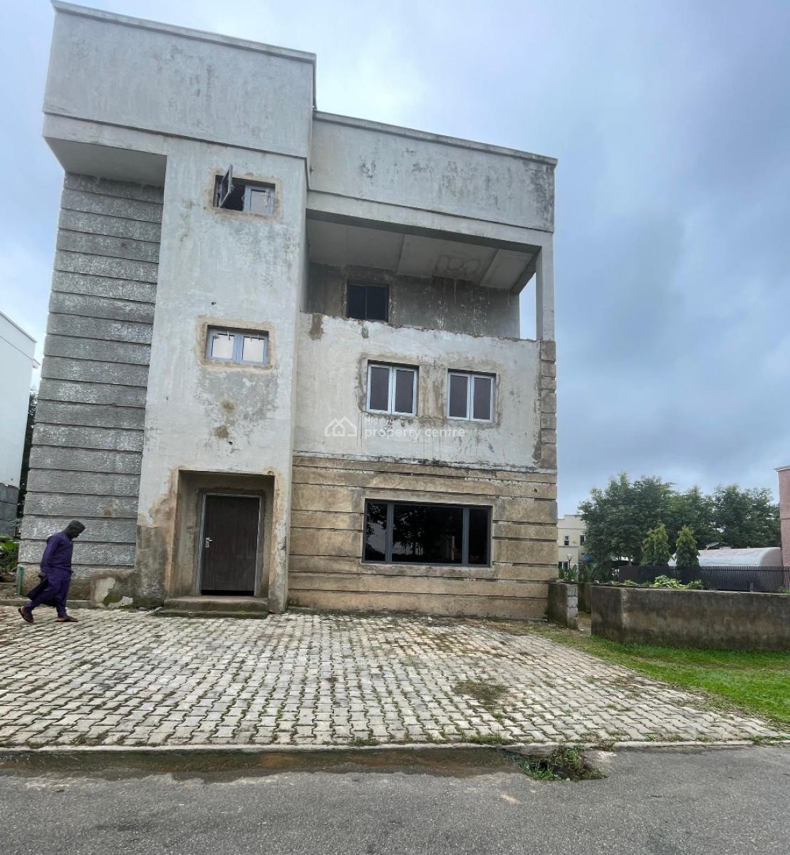 Fully Detached 4 Bedrooms Duplex with Bq in an Estate, Life Camp, Abuja, Detached Duplex for Sale