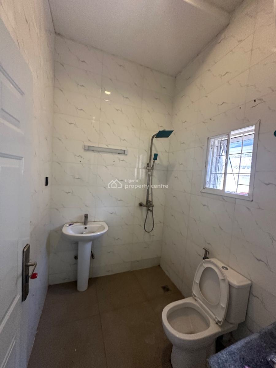Beautiful Spacious 3 Bedroom Bungalow Standalone, Standard Estate, Galadimawa, Abuja, Detached Bungalow for Rent