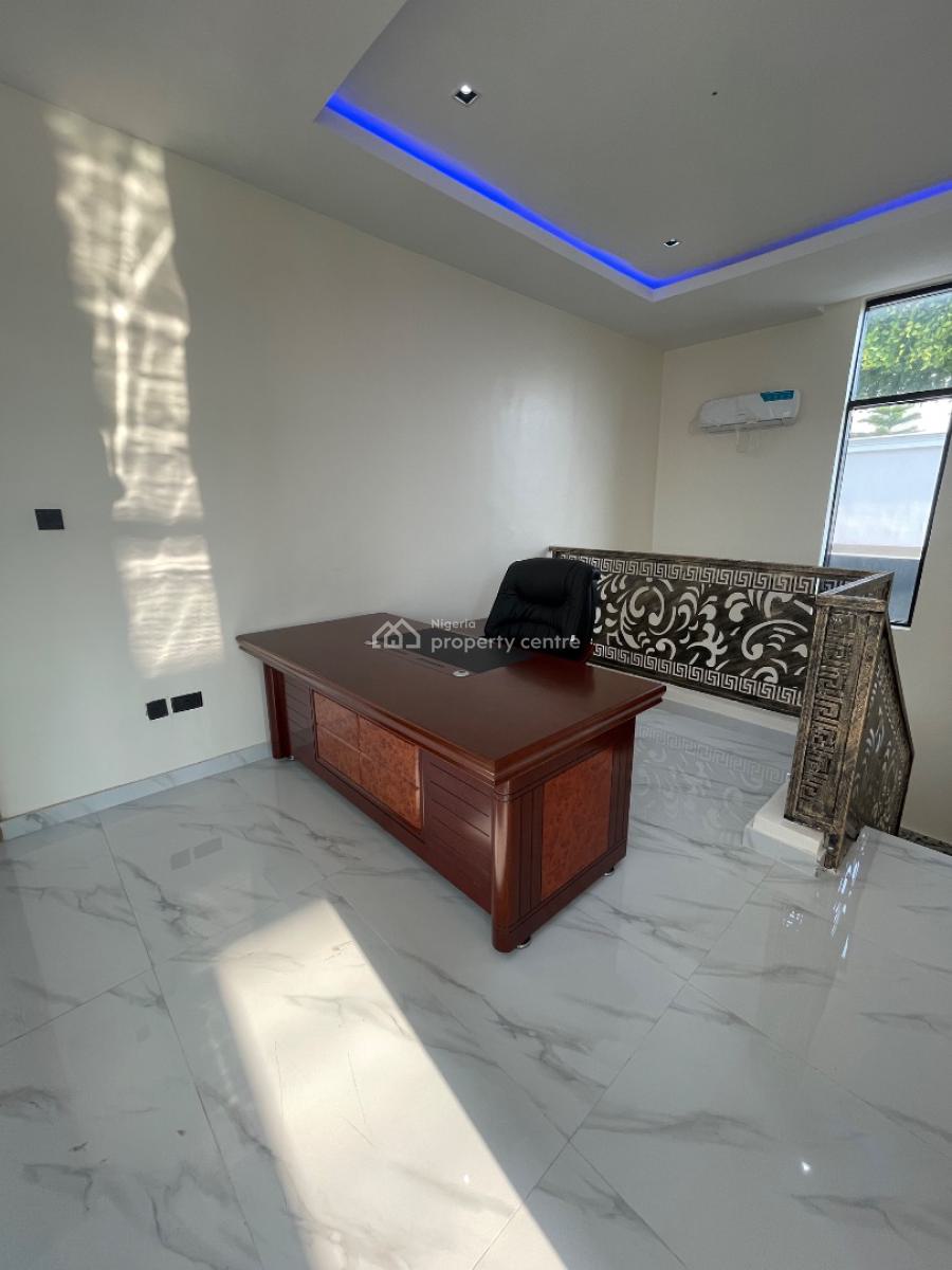 Massive 5bed House with Gym Pool, Home Office, Lekki Phase 1, Lekki, Lagos, Detached Duplex for Sale