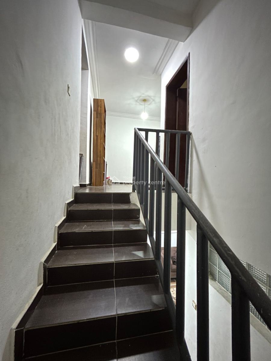 1 Bedroom in a Shared 3 Bed Room Terrace (ladies Only), Oba Amusa Estate, Agungi, Lekki, Lagos, Flat / Apartment for Rent