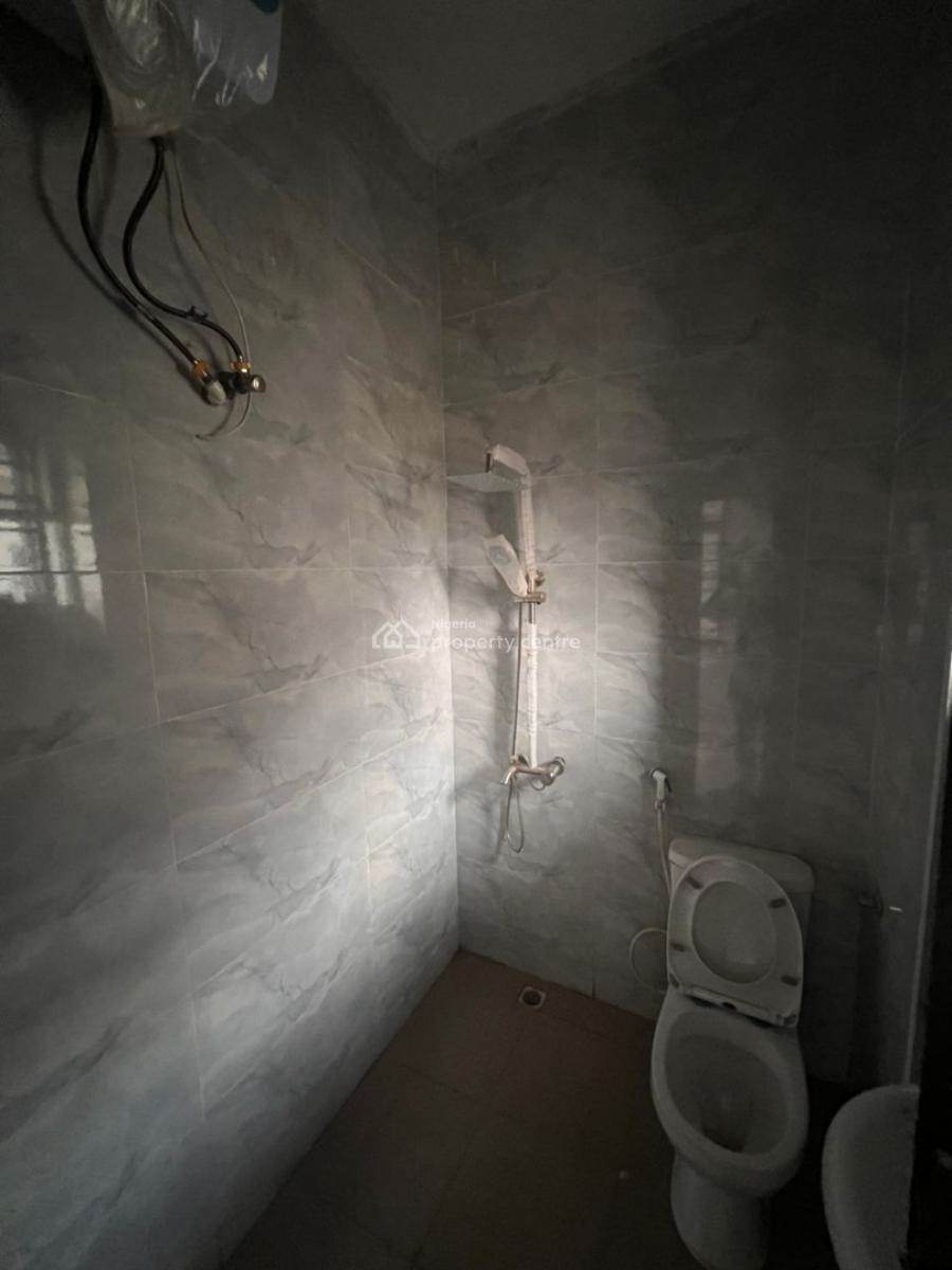 a Brand New Spacious 3 Bedroom Flat, Wuye District, Wuye, Abuja, Flat / Apartment for Rent