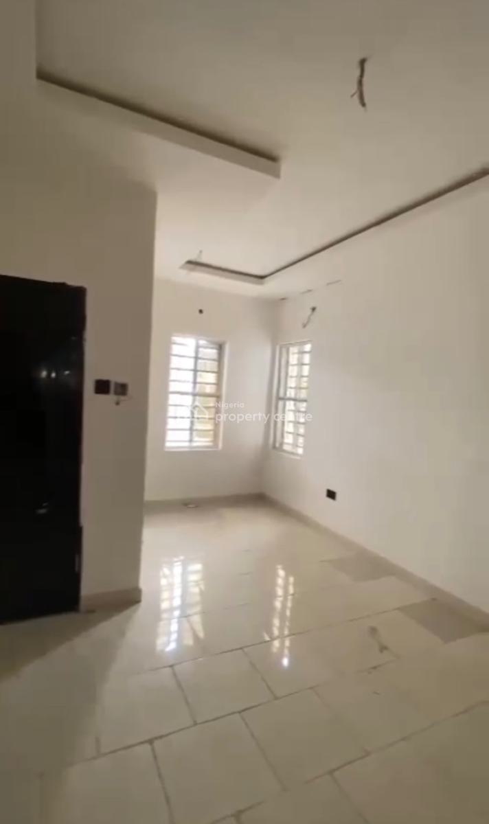 Own This 2 Bedroom for Years, Alagomeji, Yaba, Lagos, Flat / Apartment for Sale