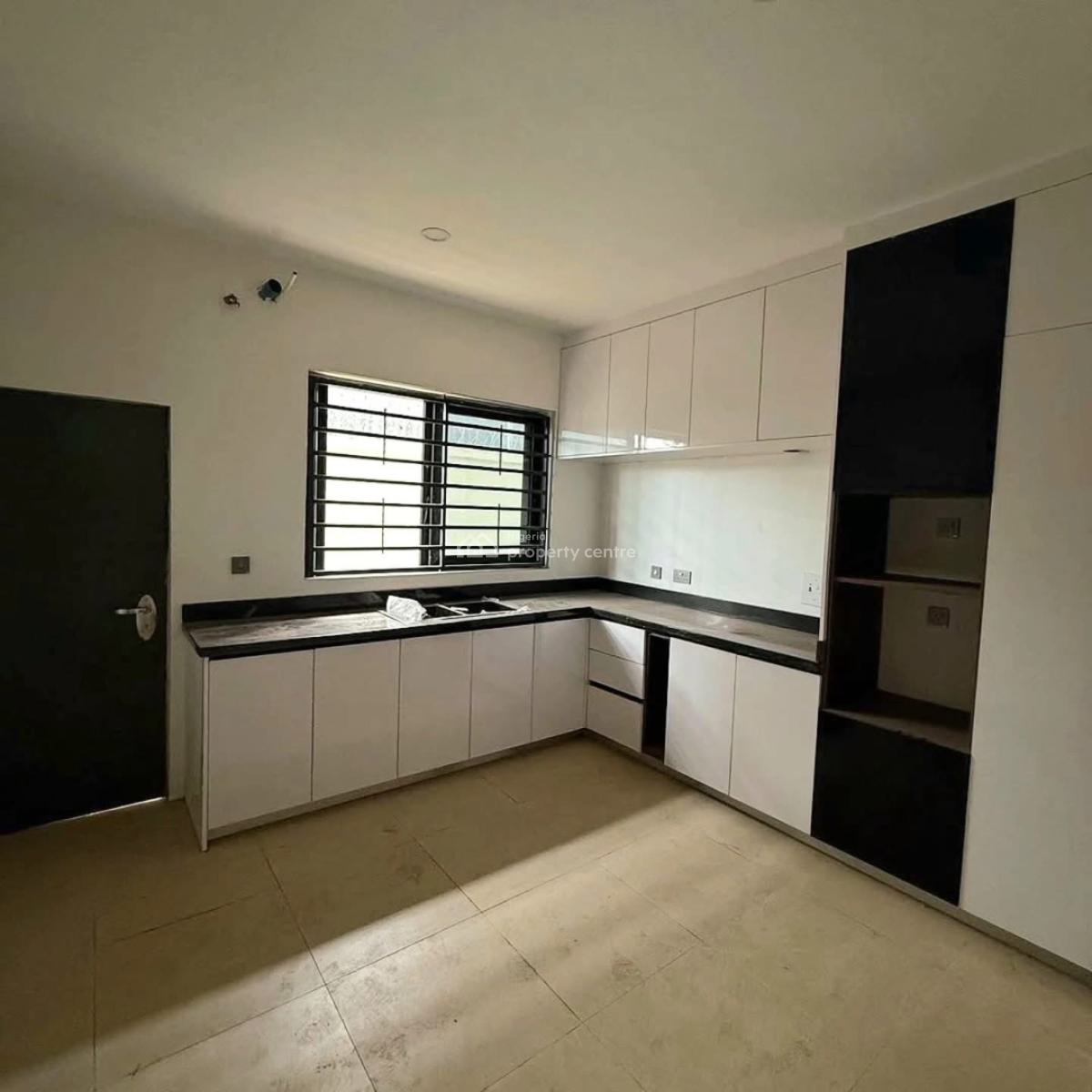 Luxury & Smartly Built 5 Bedroom Spacious Duplex with Bq, Corner Piece,, By Gilmore, Jahi, Abuja, Terraced Duplex for Sale