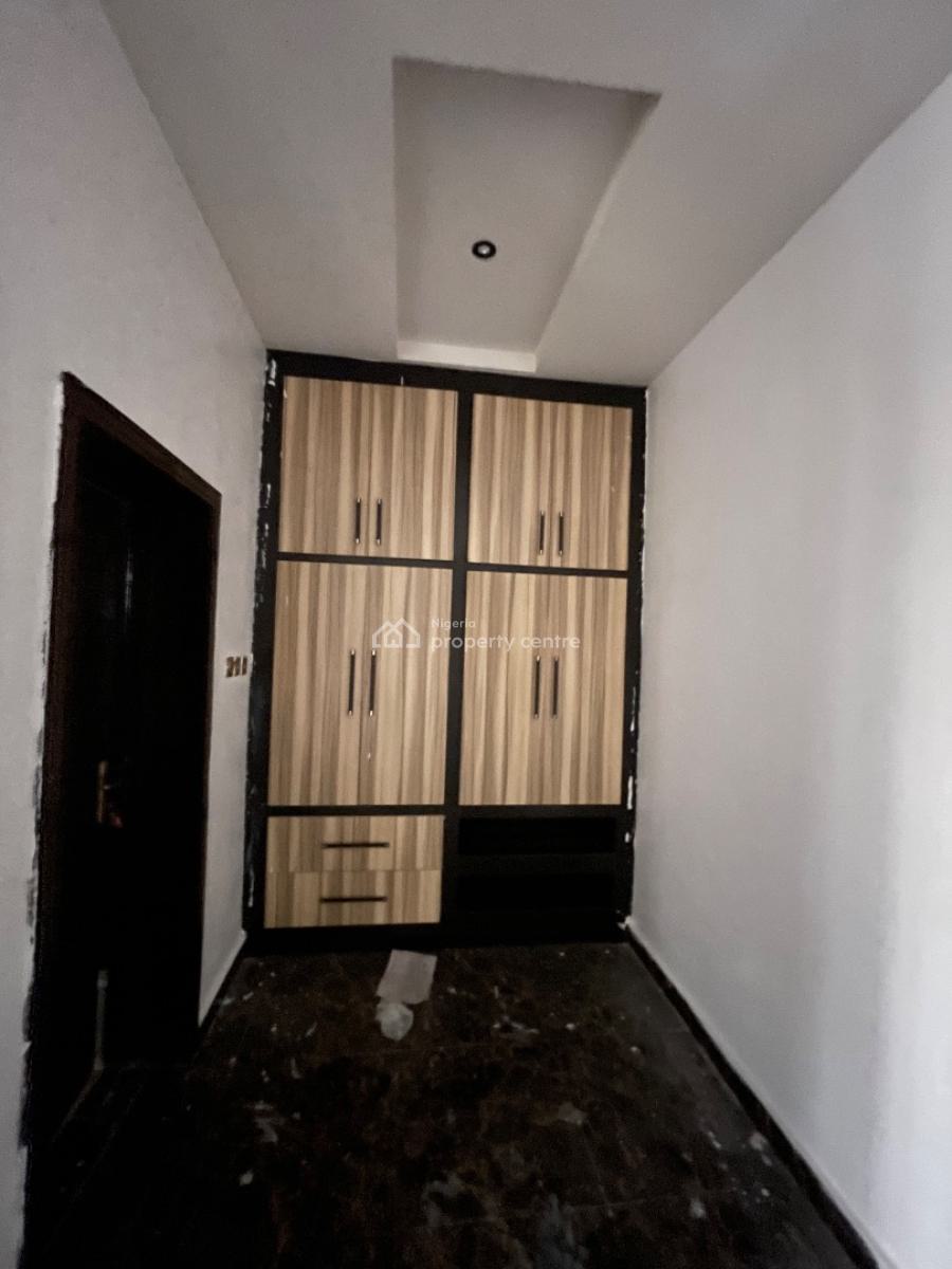 Standard 3-bedroom Duplex with Boys Quarters, Lekki Right By Pinnacle Filling Station, Lekki Phase 1, Lekki, Lagos, Terraced Duplex for Rent