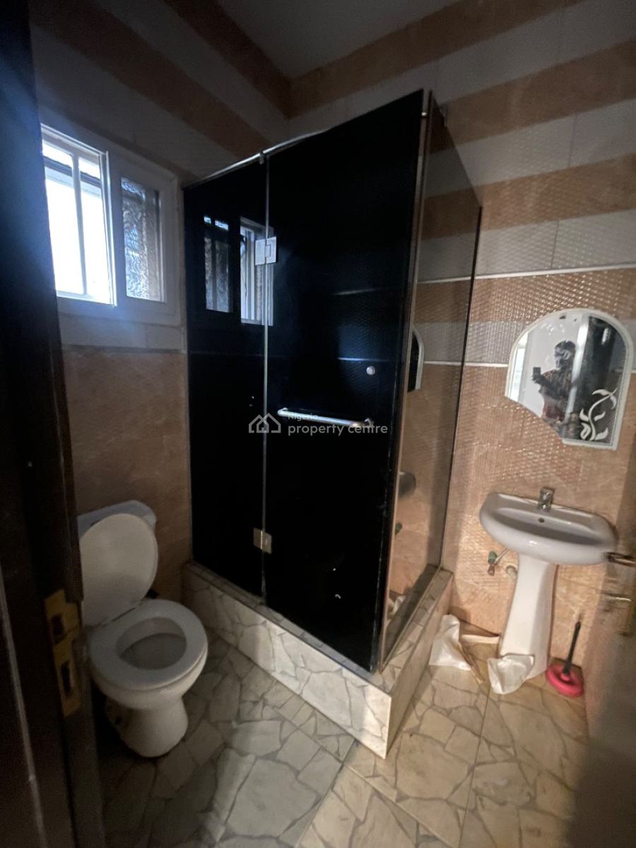 Standard 3-bedroom Duplex with Boys Quarters, Lekki Right By Pinnacle Filling Station, Lekki Phase 1, Lekki, Lagos, Terraced Duplex for Rent