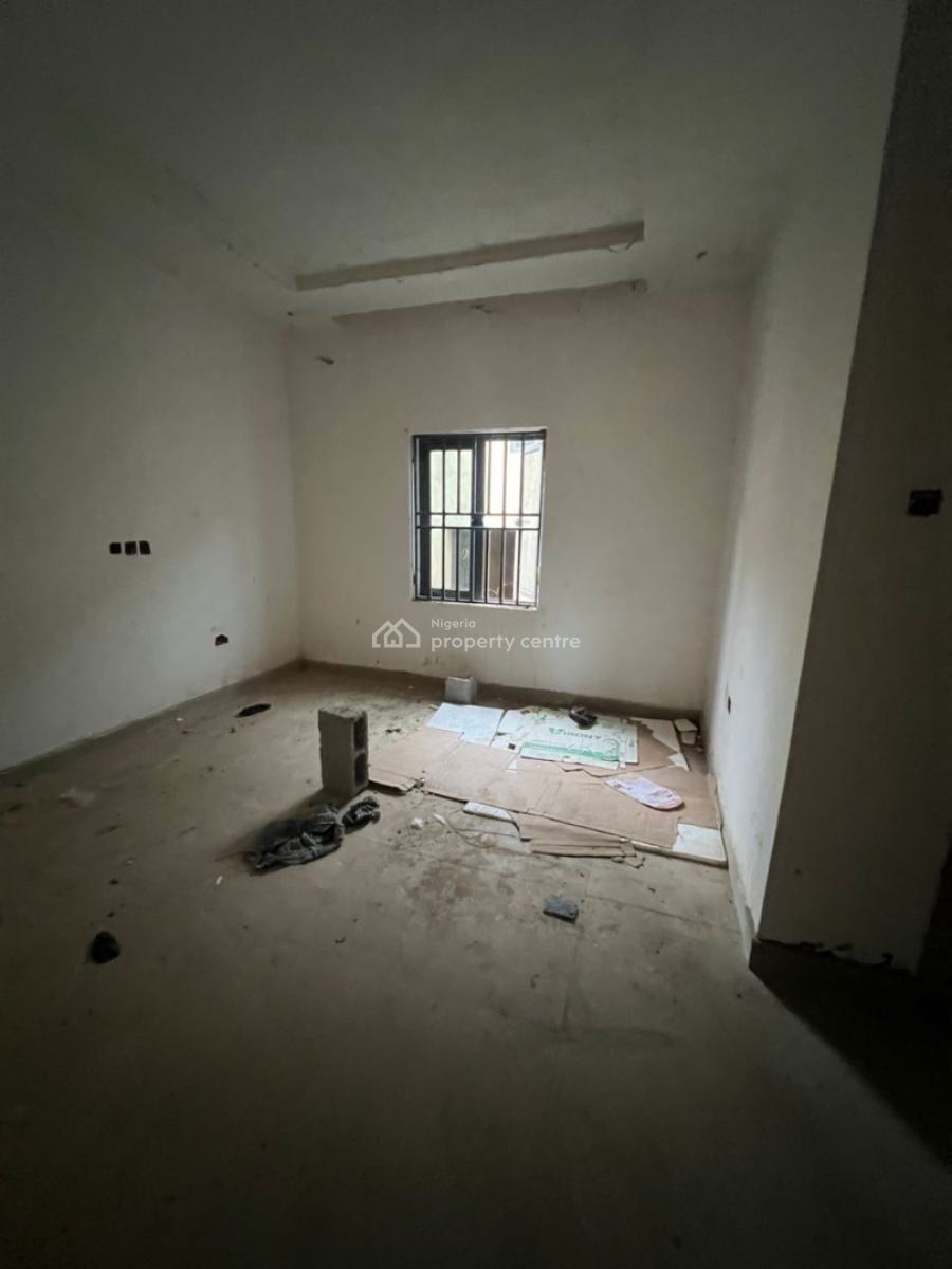 4 Bedrooms Terraced Duplex with a Room Bq Attached to It, Gilmore, Jahi, Abuja, Terraced Duplex for Sale