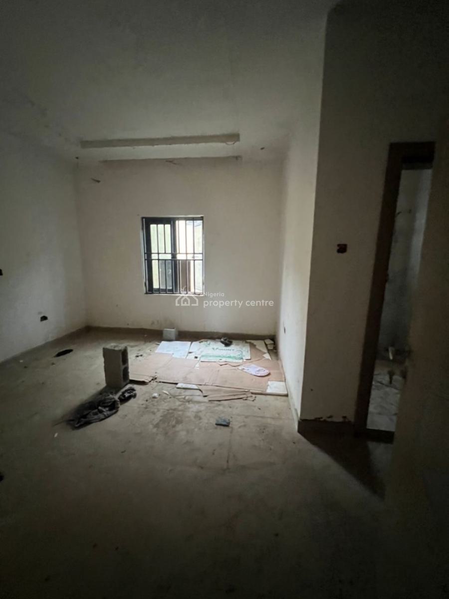 4 Bedrooms Terraced Duplex with a Room Bq Attached to It, Gilmore, Jahi, Abuja, Terraced Duplex for Sale